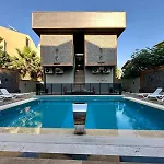 Leo Premium Apartmán Kusadası