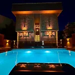 Leo Premium Apartmán Kusadası