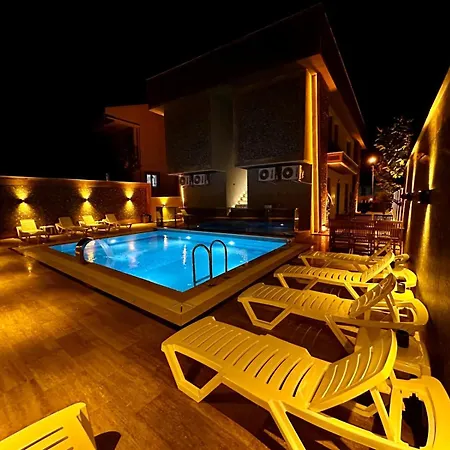 Leo Premium * Kusadasi