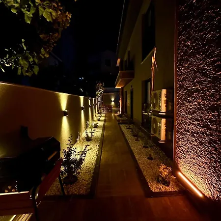 Leo Premium * Kusadasi