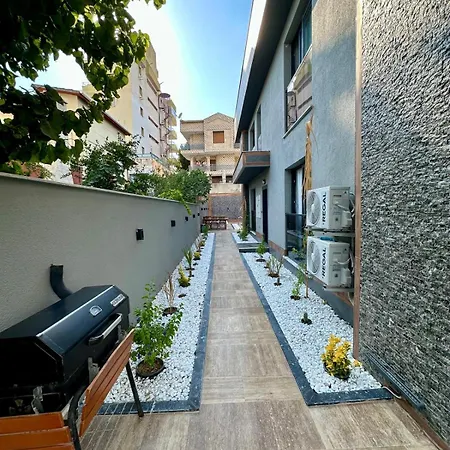 Leo Premium Apartment *