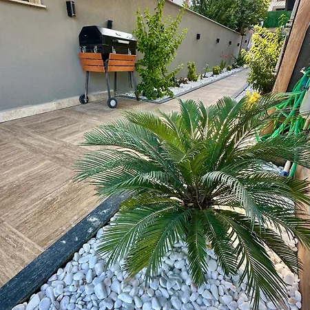 Апартаменты Leo Premium Кушадасы